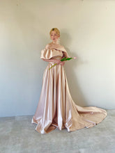 画像をギャラリービューアに読み込む, ウエディングドレス|オーバルパウダリーピンクドレス oval powdery dress(東京・白金台アトリエ試着)