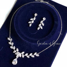 画像をギャラリービューアに読み込む, ブライダル ウエディングアクセサリー セット ネックレスとピアス ブライダル【リーフモチーフ】