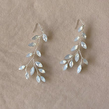 画像をギャラリービューアに読み込む, ムーンストーンのピアス シルバーピアス ブライダルアクセサリー 結婚式 パーティー【ネージュシンプルピアス】