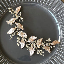画像をギャラリービューアに読み込む, リーフと木の実モチーフ ウェディングヘッドドレス gold ヘッドアクセ和装髪飾り【リーフと木の実ヘッドアクセ】