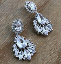 画像をギャラリービューアに読み込む, ブライダル ウェディング poireポワール大ぶりピアス ブライダルピアス パーティーにも【ポワール】