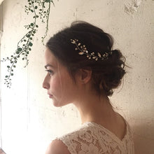 画像をギャラリービューアに読み込む, ブライダル ウエディングヘッドアクセ ストーンのツタモチーフ2本セット 和装 髪飾り 成人式ヘッドドレス【ツタ2set】