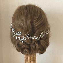 画像をギャラリービューアに読み込む, ブライダル ウエディング髪飾り 半貴石のヘッドアクセ 和装 成人式 乳白 水色カラー 【ネージュ冠】