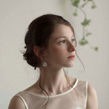 画像をギャラリービューアに読み込む, ブライダル ウェディング poireポワール大ぶりピアス ブライダルピアス パーティーにも【ポワール】