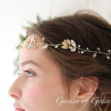 画像をギャラリービューアに読み込む, ブライダル ウェディング 葉っぱと木の実のストーン冠 ウエディング ヘッドアクセ髪飾り【フォイユ ゴールド&シルバー】