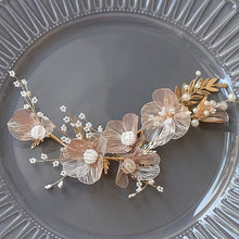 画像をギャラリービューアに読み込む, ブライダル ウェディング アネモネヘッドドレス ヘッドアクセ和装髪飾りヘッドドレスに【アネモネGold】