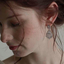 画像をギャラリービューアに読み込む, ブライダル ウェディング poireポワール大ぶりピアス ブライダルピアス パーティーにも【ポワール】