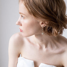 画像をギャラリービューアに読み込む, 星シリーズの新作 普段使いにもgood ウエディング イヤリング ピアス スター wedding 【kira星3ピアス】