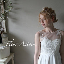 画像をギャラリービューアに読み込む, 透け感のあるチュールに光沢のあるコードレースが大人 ウエディングボレロ レーストップス【フルールボレロ】