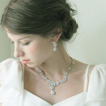 画像をギャラリービューアに読み込む, キラキラ美しいウエディングアクセサリー ブライダル ピアス/イヤリング品質良い【フルールブーケ 単品】