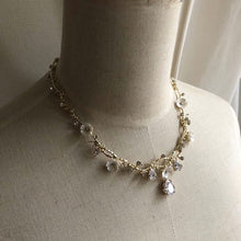 画像をギャラリービューアに読み込む, ウエディングセット ネックレス&rピアス ブライダル パーティーにも【ツルバラゴールドセット】