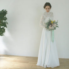 画像をギャラリービューアに読み込む, 上品なハイネックのレティチェラレース 長袖ウェディングボレロ クラシカルでとてもの人気デザイン【キャサリンボレロ】