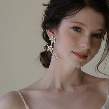 画像をギャラリービューアに読み込む, ブライダル ウェディング ウエディングアクセサリー wedding イヤリング【星ゴールド3×2】