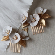 画像をギャラリービューアに読み込む, 華奢なお花モチーフが繊細ブライダル ウェディング ヘッドアクセ ヘッドドレス 和装 成人式に【クレアヘアコーム2個組】