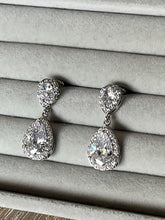 画像をギャラリービューアに読み込む, ブライダル ウェディング ウエディングアクセサリー ピアス【ドロップピアス】