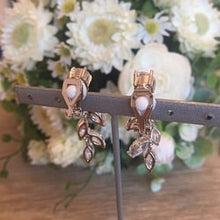 画像をギャラリービューアに読み込む, ブライダル ウエディングアクセサリー セット ネックレスとピアス ブライダル【リーフモチーフ】