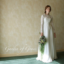 画像をギャラリービューアに読み込む, クラシカルで華やか レティチェラレースの長袖ウエディングボレロ アイボリーも可【レティチェラ長袖】
