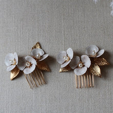 画像をギャラリービューアに読み込む, 華奢なお花モチーフが繊細ブライダル ウェディング ヘッドアクセ ヘッドドレス 和装 成人式に【クレアヘアコーム2個組】