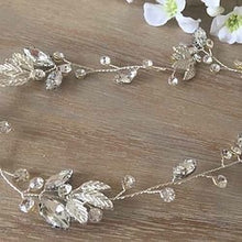 画像をギャラリービューアに読み込む, ブライダル ウェディング 葉っぱと木の実のストーン冠 ウエディング ヘッドアクセ髪飾り【フォイユ ゴールド&シルバー】