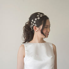 画像をギャラリービューアに読み込む, ブライダル ウェディング 大ぶり星モチーフのカチューシャ スターデザインゴールド系ヘッドアクセ【星カチューシャ大】