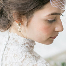 画像をギャラリービューアに読み込む, 上品なハイネックのレティチェラレース 長袖ウェディングボレロ クラシカルでとてもの人気デザイン【キャサリンボレロ】