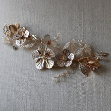 画像をギャラリービューアに読み込む, ブライダル ウェディング goldイヤリング ピアス ヘッドドレスとセットも◎【マルゴーイヤリング ピアス】