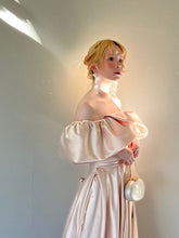 画像をギャラリービューアに読み込む, ウエディングドレス|オーバルパウダリーピンクドレス　oval powdery dress（東京・白金台アトリエ試着）
