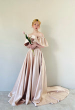 画像をギャラリービューアに読み込む, ウエディングドレス|オーバルパウダリーピンクドレス　oval powdery dress（東京・白金台アトリエ試着）
